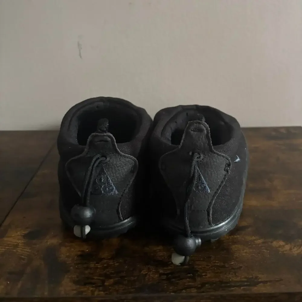 Nike acg moc slip on black size 5.5 mens